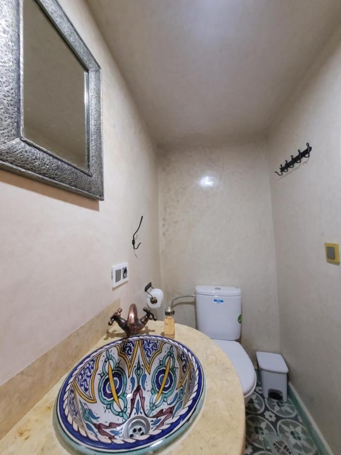 Honey Suckle Hotel Chefchaouen Bagian luar foto