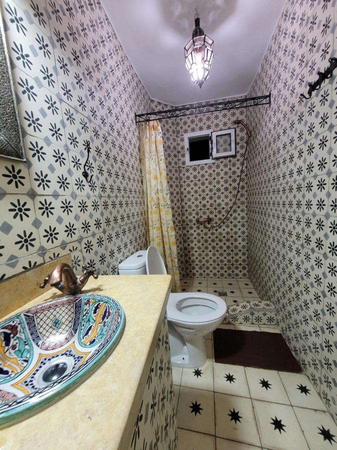 Honey Suckle Hotel Chefchaouen Bagian luar foto